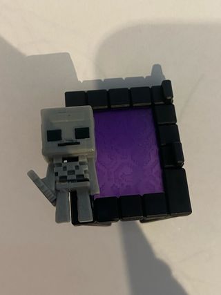 Figura Minecraft Kinder Joy Portal