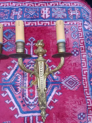 Apliques de pared dorados