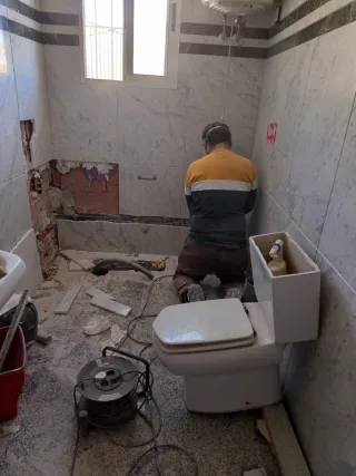 Barbacoa de obra con chimenea