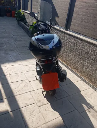 Honda sh 300i año 2009