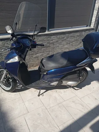Honda sh 300i año 2009