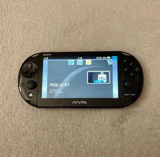 Ps Vita Slim PCH-2000 Nera con mod