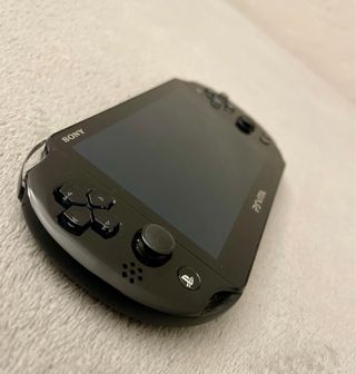 Ps Vita Slim PCH-2000 Nera con mod