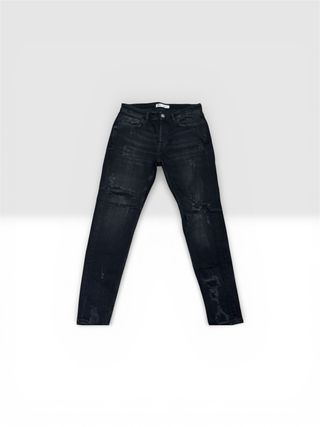 Vaqueros Zara negros rotos