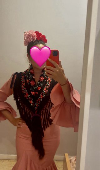 Vestido Flamenca Rosa con Volantes Incluye manton