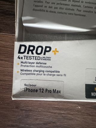 iPhone 12 Pro Max Prata + Capas