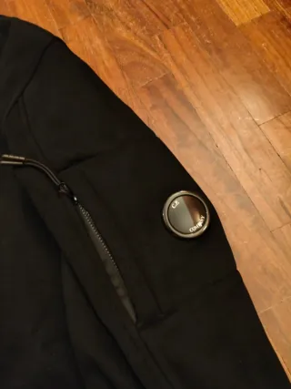 Felpa CP Company nera con logo