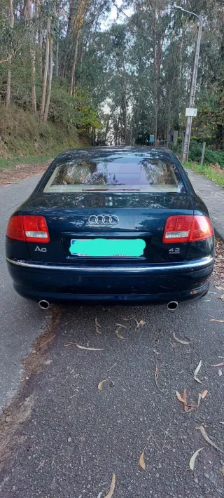 Audi A8 2003