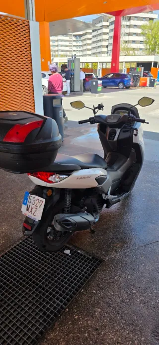 Yamaha NMAX 125 Scooter Matriculada 2025.