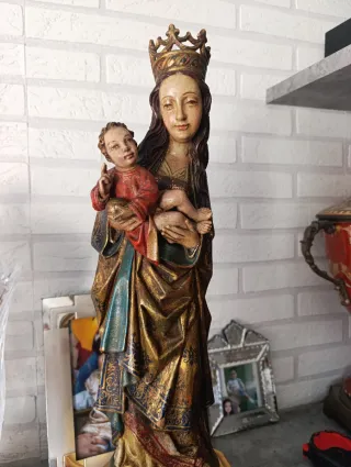 Virgen gótica madera policromada corona