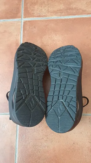 Skechers Uno Stand On Air Zapatillas Negras