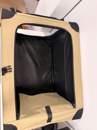 Cuccia pieghevole a 2 porte per animali domestici