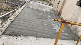 Chico colombiano en busca de trabajo