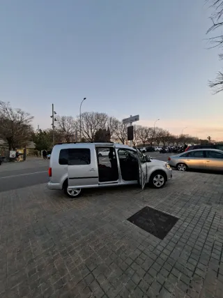 Volkswagen Caddy 2012