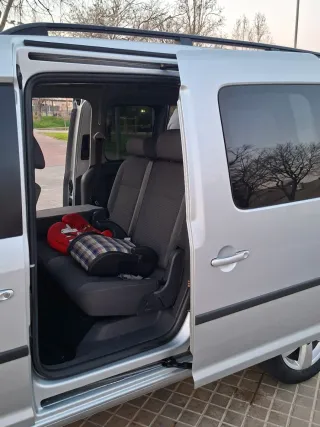 Volkswagen Caddy 2012