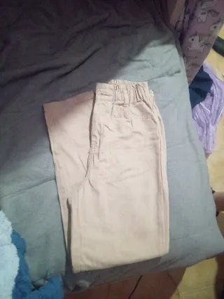 Calça bege 9 anos
