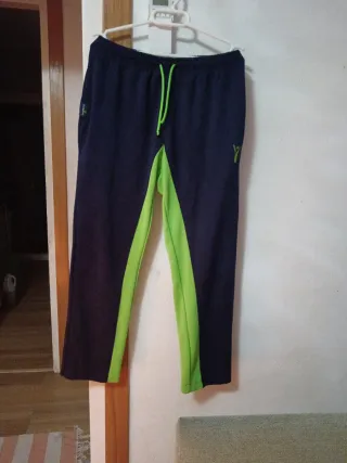 Pantalón chándal escolar talla 12