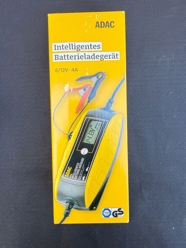 Cargador Batería ADAC