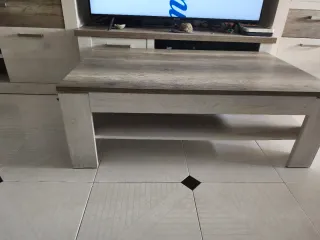 Mesa baja de salón Conforama modelo Verona.