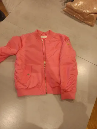 Chaqueta bomber niña coral H&M