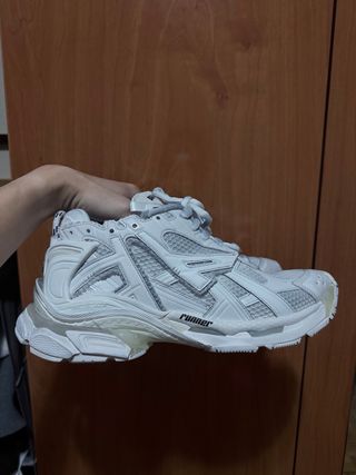 Zapatilla Runner Balenciaga Blanca