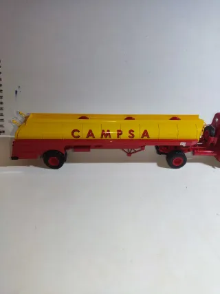Maquets camión Pegaso 1:43