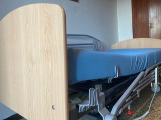 Cama articulada eléctrica