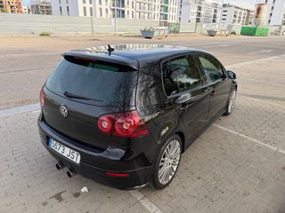 Volkswagen Golf r32 2007