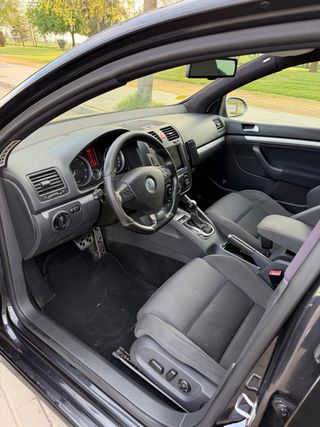 Volkswagen Golf r32 2007