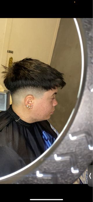 Busco trabajo de peluquero en BADAJOZ