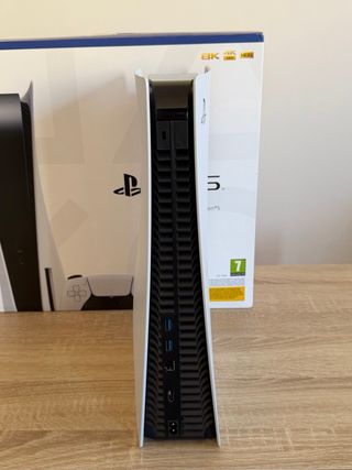 PS5 con Lector + Carcasas Negras