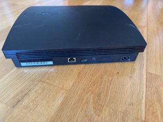 Playstation 3 Slim (PS3) Negra 160gb se apaga sola