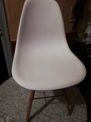 Sillas de salón blancas y madera 4 sillas blancas