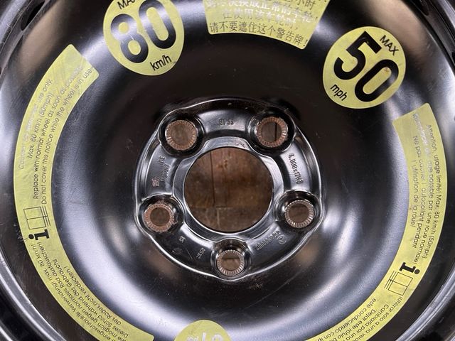 Rueda de emergencia Mercedes 17”M14 x1.5