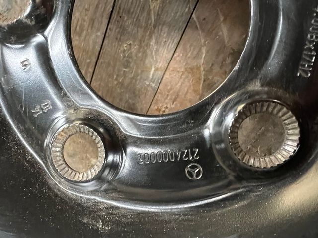 Rueda de emergencia Mercedes 17”M14 x1.5