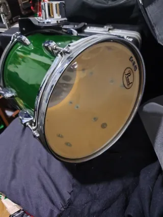 Bombo Pearl Export Series 10 con soporte