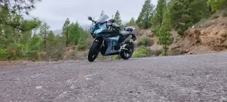 CFMoto 450SR-S Sportbike Gris y Azul