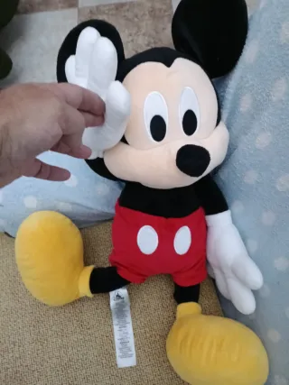 Peluche Mickey Mouse Disney,de alto mide 62 cm