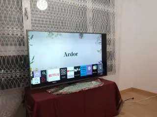 Smart TV Samsung 55 Negra
