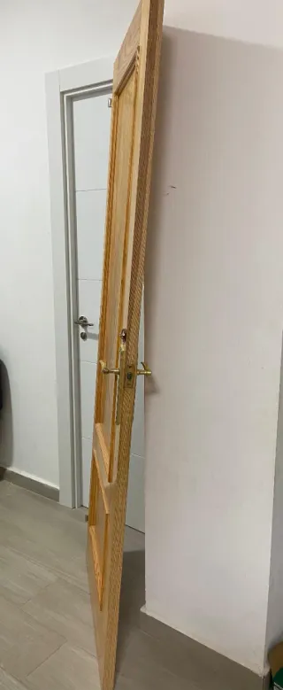 Puertas de madera maciza