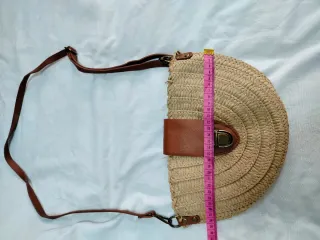 Bolso de paja semircircular