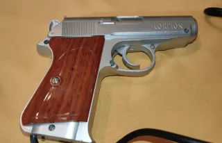 Pistola SCORPION para PS1