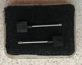 Lote 4 Agujas Tocadiscos Fox Diamante