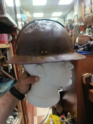 Casco Francés Adrián Guerra Civil Española