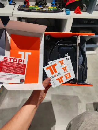 Auriculares Tritton Kunai Inalámbricos Negro
