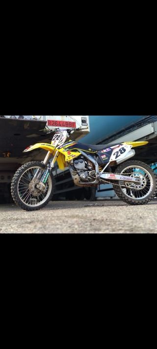 Suzuki RMZ Motocross