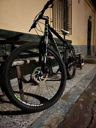 Bicicleta Cannondale Catalyst 3