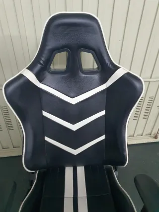 Silla Gaming Negra y Blanca