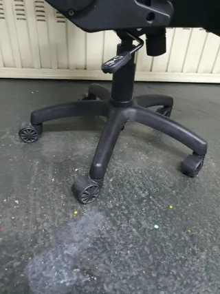 Silla Gaming Negra y Blanca