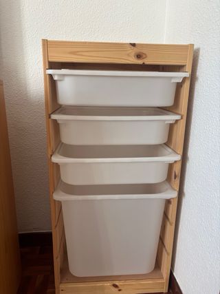 Cómoda de madera con 5 bandejas